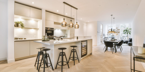 Comprar / Vender Apartamentos y Lofts en Santa Coloma de Gramenet · con Cocinas y Baños de Diseño