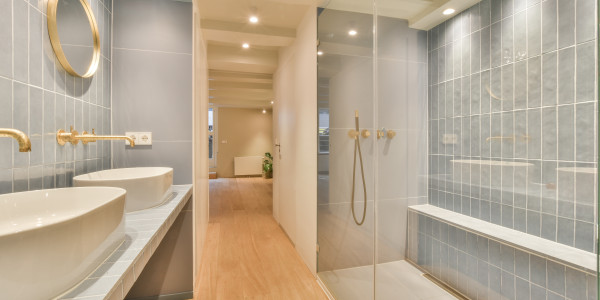 Comprar / Vender Dúplex y Áticos en Santa Coloma de Gramenet · con Baños de Diseño