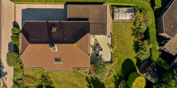 Comprar / Vender Solares, Terrenos y Parcelas Urbanizables en Santa Coloma de Gramenet · con servicios suministro (agua / luz)