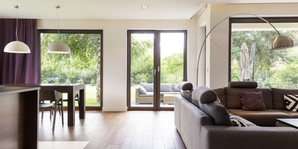Compraventa de Inmuebles en Santa Coloma de Gramenet · Casas Pareadas
