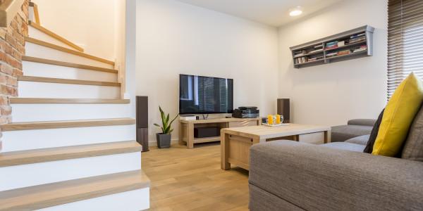 Inversores, Intermediarios, Agentes y Brokers Inmobiliarios en Santa Coloma de Gramenet · Apartamentos Turísticos